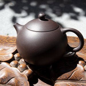 Handmade Taiwanese Round Dark Clay Teapot - 230ml