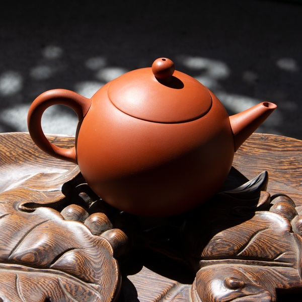 Handmade Taiwanese Round Red Clay Teapot - 250ml